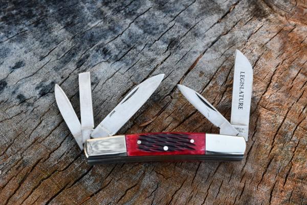 Legislature (Honest Abe) 6 blade Redbone 3 3/4 " closed # M-1335 Legislature (Honest Abe) 6 blade Redbone 3 3/4 " closed # M-1335