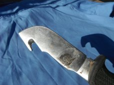 Outdoor Edge Kodi-Skinner 4.4" Blade W/ Gut Hook, Black Kraton Handle, Leather Sheath. Seki Japan!!!
