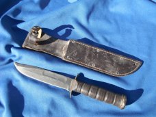 Cutco knives military/marine corps/Ka-Bar style  knife with original sheath. Sharp! Made in the USA!