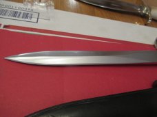 2 Bayonets 