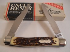 Schrade Uncle Henry 877UH USA Mint