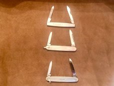Three gentleman’s knives. Free shipping