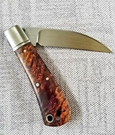 Cosimo De Benedetto Custom Sway Back Knife, Maple,NEW,W/coa, 4", RWL 34,4 pins& Lanyard tube