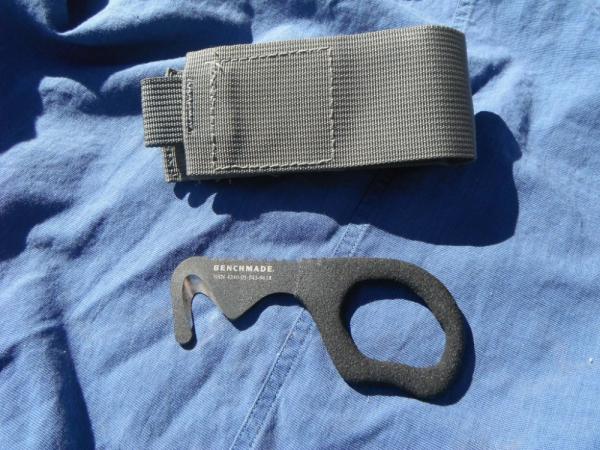 BENCHMADE Safety Cutter, Fixed Blade, Hook, 440C Stainless Steel, 4 3/8" Made in the USA!!! BENCHMADE Safety Cutter, Fixed Blade, Hook, 440C Stainless Steel, 4 3/8" Made in the USA!!!