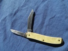 Vintage Colonial Prov U.S.A. Folding 2 blade Pocket Knife