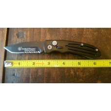 NOS - Vintage Smith & Wesson "Mini Extreme Ops" Tactical Pocket Knife