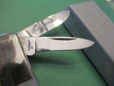 Parker Sway Back  Pearl  Whittler  North Carolina Cutlery Club