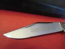 Queen City Hunter Green Bone Model #Q9588