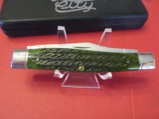 Queen City Hunter Green Bone Model #Q9588