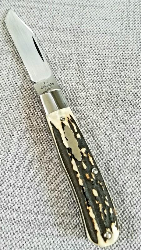 TA Davison Gentleman Jack Knife,NEW,3 3./8",Popcorn Sambar Stag, jeweled liners plus