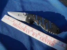 NIB/NOS CRKT 6813 RYAN Model 7 Knife has Lawks System Older Taiwan model. NEW IN BOX!!!