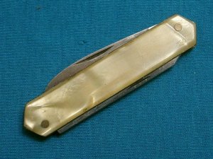 VINTAGE SMALL UNMARKED EQUAL END LOBSTER PEN FOLDING POCKET JACK KNIFE KNIVES OLD