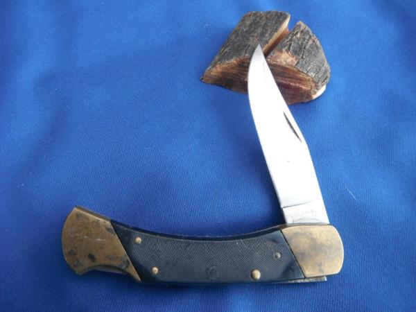 Vintage Colonial  Lock Back Folding Knife. Made in the USA!!!