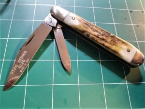 VINTAGE QUEEN USA 1983 6120 STAG SERIES LARGE TRAPPER POCKET KNIFE UNUSED