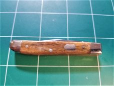 Bulldog Brand Knife  Giraffe Bone 