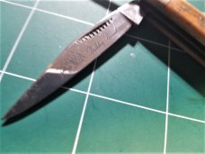Bulldog Brand Knife  Giraffe Bone 
