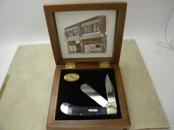 Case XX USA 10 Dot Blue Bone 62100 Saddlehorn Knife in Box