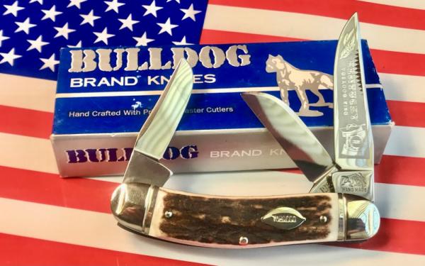 Vintage Bulldog Brand 3 Blade Kentucky Tobacco King Blade Etch w/ Great Deer Stag Handles Vintage Bulldog Brand 3 Blade Kentucky Tobacco King Blade Etch w/ Great Deer Stag Handles