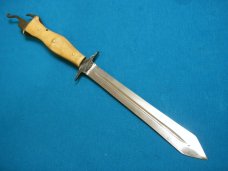 VINTAGE BAMBA FORGE UGANDA CUSTOM HANDMADE DAGGER FIXED BLADE HUNTING FIGHTING KNIFE KNIVES OLD
