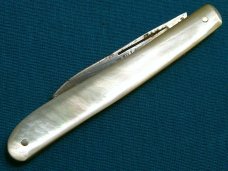 VINTAGE ANTIQUE AMES NEW SNAP SHEFFIELD ENGLAND PEARL SERPENTINE FOLDING POCKET PEN KNIFE KNIVES OLD