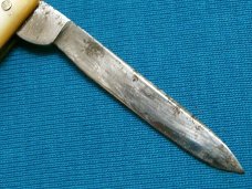 VINTAGE ANTIQUE AMES NEW SNAP SHEFFIELD ENGLAND PEARL SERPENTINE FOLDING POCKET PEN KNIFE KNIVES OLD