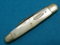 VINTAGE ANTIQUE WALKER CO SHEFFIELD REAL HOMELAND KNIFE PEARL SLEEVEBOARD FOLDING POCKET KNIVES OLD