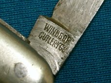 VINTAGE WINDSOR CUTLERY GERMANY PEARL EQUAL END CIGA SCISSOR SEWING FOLDING POCKET KNIVES OLD