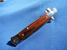 Italy Swivel Bolster Release  Bayonet Blade Italian Stiletto Switchblade Knife.  THAT'S ITALIAN!!!