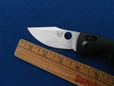 Discontinued  Benchmade Mini Onslaught plain edge folding knife Model # 746. With Box and paperwork