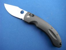 Discontinued  Benchmade Mini Onslaught plain edge folding knife Model # 746. With Box and paperwork