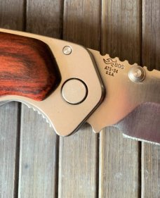 BUCK ALPHA HUNTER FOLDING KNIFE, Discontinued, ATS-34, Rosewood Scales