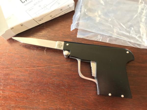 AGA Campolin Pistol Switchblade, Black Handle, Limited Edition of 300 from 2019 AGA Campolin Pistol Switchblade, Black Handle, Limited Edition of 300 from 2019