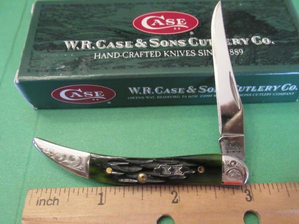 Case XX 2005 Emerald Green Bone Handles With XX Shield Tiny Texas Toothpick Pattern # 610096 SS Case XX 2005 Emerald Green Bone Handles With XX Shield Tiny Texas Toothpick Pattern # 610096 SS