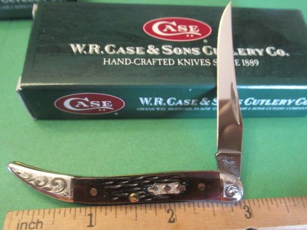 Case XX 2004 Brown Bone Scrolled Bolsters Tiny Texas Toothpick Pattern # 610096 SS
