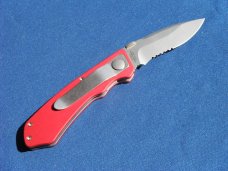 NOS/NIB HARLEY DAVIDSON HD RED THUNDER II W/ SERRATION NEW IN BOX KNIFE, HD0040. GERMAN MADE!