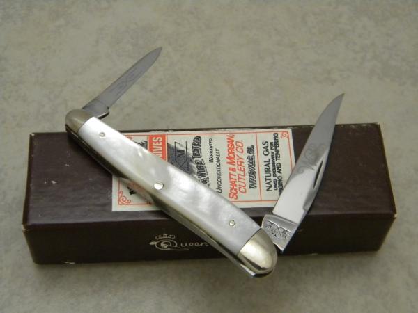 Schatt & Morgan Titusville PA Mother of Pearl 052146 Half Whittler Knife in Box c.2005
