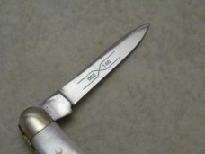Schatt & Morgan Titusville PA Mother of Pearl 052146 Half Whittler Knife in Box c.2005