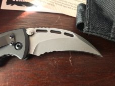 Masters Of Defense (MOD) Lady Hawk Automatic Knife with Box, Sheath & Papers 