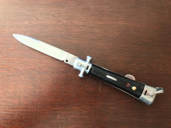 Vintage 1960's Bargeon Stiletto With Bail, 8 1/2 Inch, Red Dot Safety, Used  