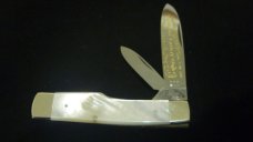 Fight&#39;n Rooster Gunstock Pearl  1979