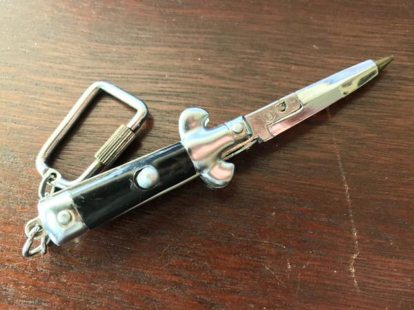 Hex Miniature Switchblade Pen Keychain, Cactus Bolsters, Light Use 