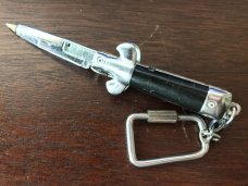 Hex Miniature Switchblade Pen Keychain, Cactus Bolsters, Light Use 