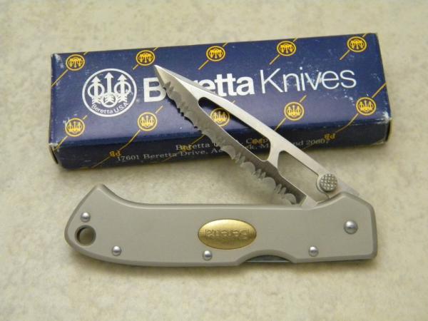 Beretta Japan Airlight K-AIRS-2 AS Serrated Lockback Knife in Box