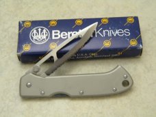 Beretta Japan Airlight K-AIRS-2 AS Serrated Lockback Knife in Box