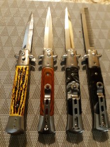 3 stilettos knives 1 comb set 