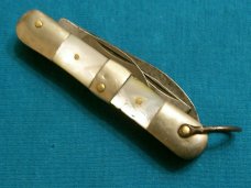 ANTIQUE VINTAGE MANIAGO ITALY MOTHER OF PEARL MOP SCISSORS FOLDING POCKET KNIVES OLD