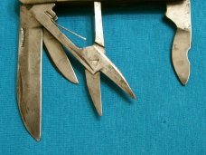ANTIQUE VINTAGE MANIAGO ITALY MOTHER OF PEARL MOP SCISSORS FOLDING POCKET KNIVES OLD