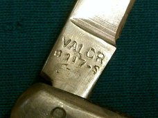 VINTAGE VALOR 117-S  JAPAN MELON TESTER FRUIT FOLDING JACK POCKET KNIFE KNIVES OLD