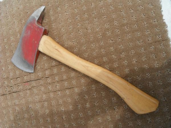 VINTAGE FIREMAN'S AXE-HATCHET MANN CO. LEWISTOWN PA.  w/ORIG. WOODEN HANDLE