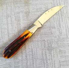 Steve Vanderkolff Amber Stag ,3.75" swayback, he uses dot system for pulls. CPM-154,heavier build 